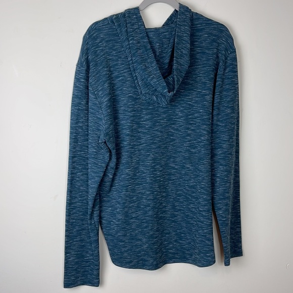 Vince. Regular Fit Space Dyed Hoodie Size Large NWT - Picture 4 of 7